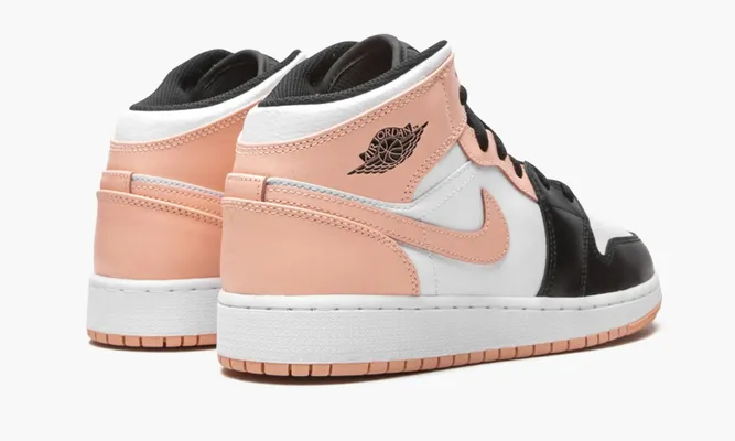 Кроссовки Air Jordan 1 Mid GS «Crimson Tint Toe» розовый
