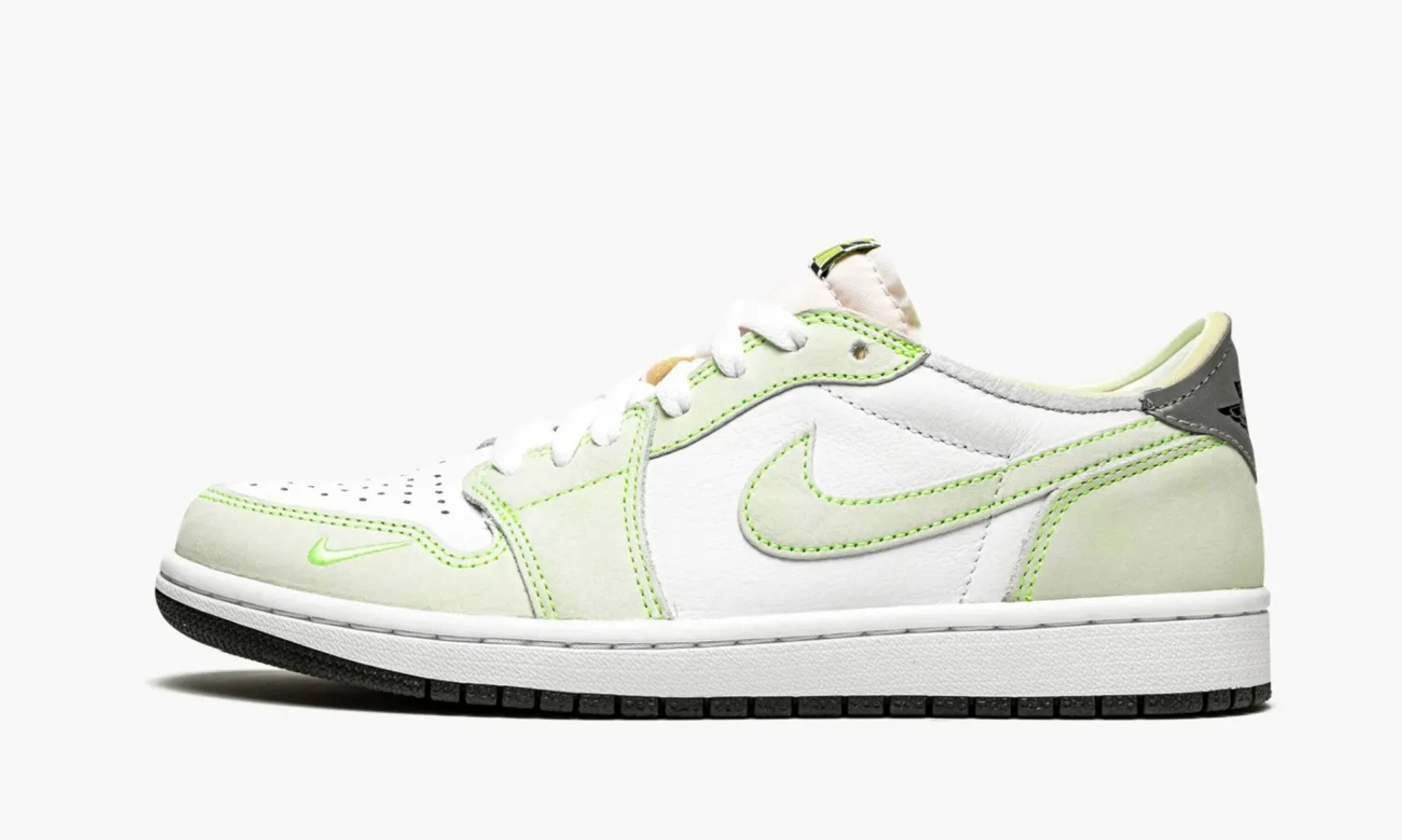 Air Jordan 1 Low OG «Ghost Green»
