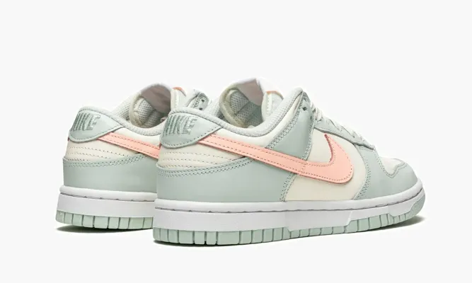 Кроссовки Nike Dunk Low WMNS «Barely Green» белый