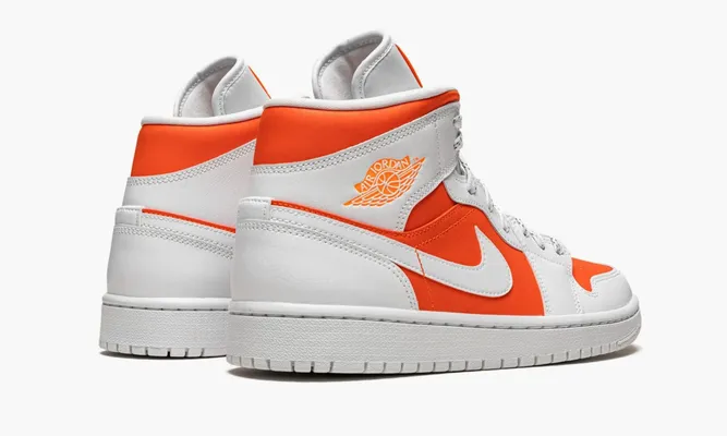 Кроссовки Air Jordan 1 Mid SE WMNS «Bright Citrus» оранжевый