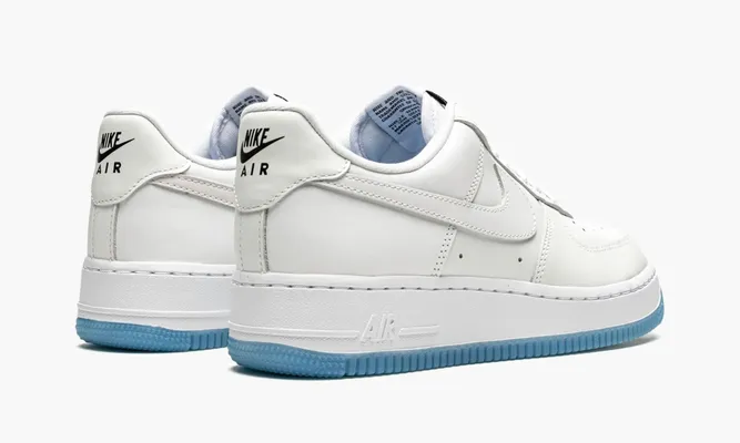Кроссовки Nike Air Force 1 Low WMNS LX «Uv Reactive» белый