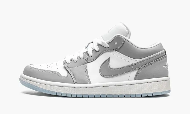 Кроссовки Air Jordan 1 Low WMNS «Wolf Grey» серый,белый