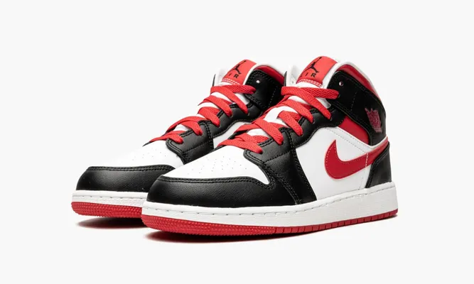 Кроссовки Air Jordan 1 Mid GS «Very Berry» черный