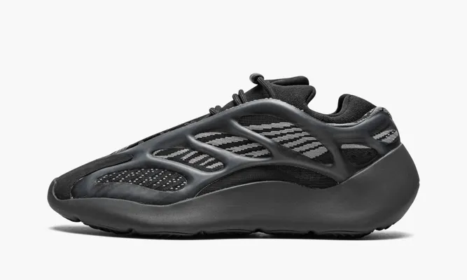 Кроссовки Yeezy 700 V3 «Dark Glow» черный