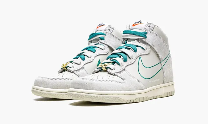 Кроссовки Nike Dunk High SE GS «First Use Sail» белый
