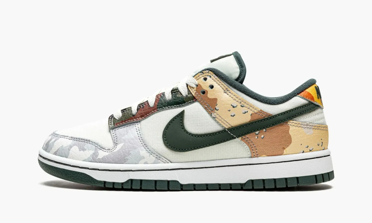 Nike Dunk Low SE GS «Sail Multi-camo»