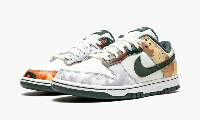 Кроссовки Nike Dunk Low SE GS «Sail Multi-camo» кремовый