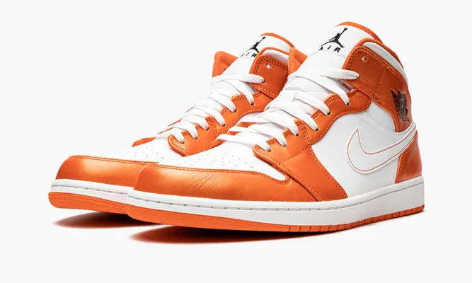 Кроссовки Air Jordan 1 Mid SE «Electro Orange» оранжевый