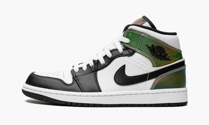 Кроссовки Air Jordan 1 Mid «Heat Reactive» зеленый