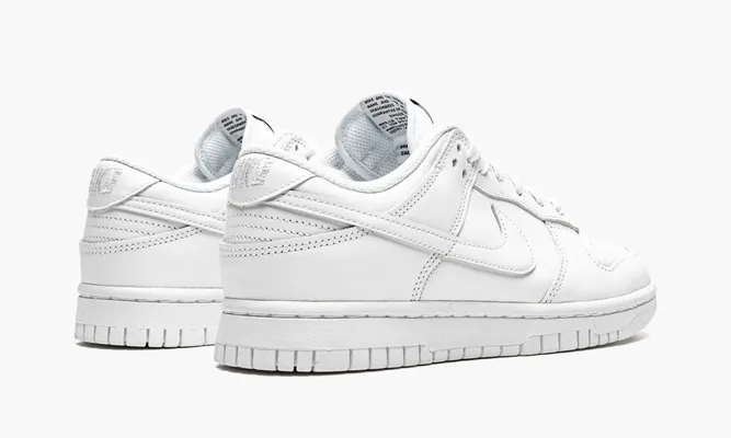 Кроссовки Nike Dunk Low «Triple White» белый