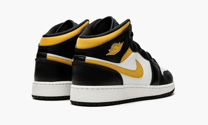 Кроссовки Air Jordan 1 Mid GS «White Pollen Black» желтый