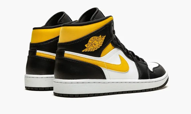 Кроссовки Air Jordan 1 Mid «White Pollen Black» желтый