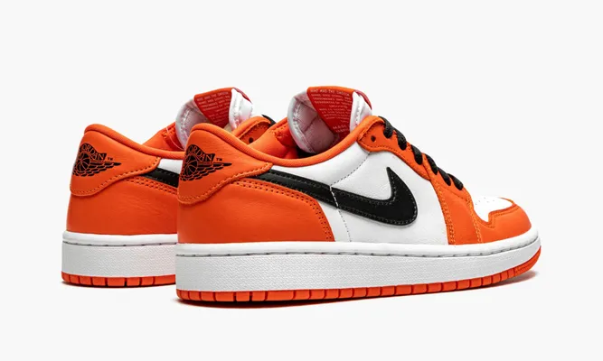 Кроссовки Air Jordan 1 Low WMNS «Starfish» оранжевый