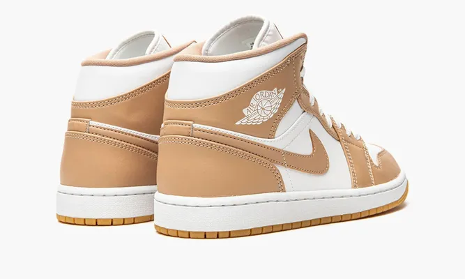 Кроссовки Air Jordan 1 Mid «Tan Gum» бежевый