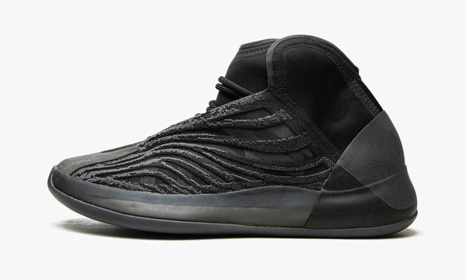 Yeezy Qntm “onyx”
