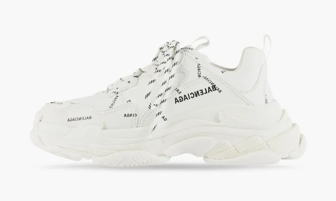 Кроссовки Balenciaga Triple S «All Over Logo White Black» белый