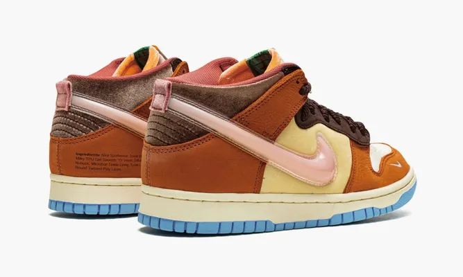 Кроссовки Nike Dunk Mid «Social Status Free Lunch Chocolate Milk» коричневый