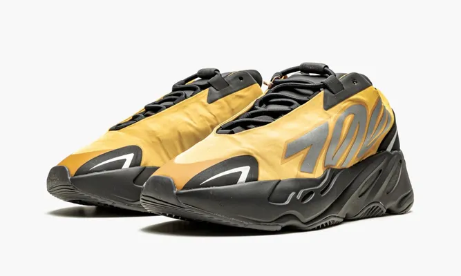 Кроссовки Yeezy Boost 700 Mnvn «Honey Flux» желтый