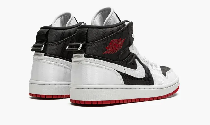 Кроссовки Air Jordan 1 Mid SE Utility WMNS «Canvas White Black Gym Red» черный