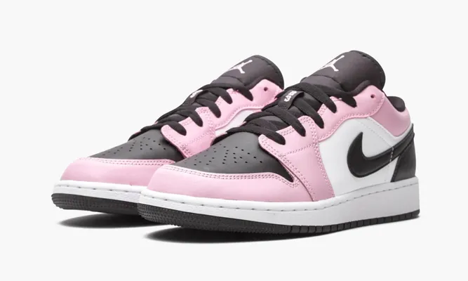 Кроссовки Air Jordan 1 Low GS «Light Arctic Pink» розовый