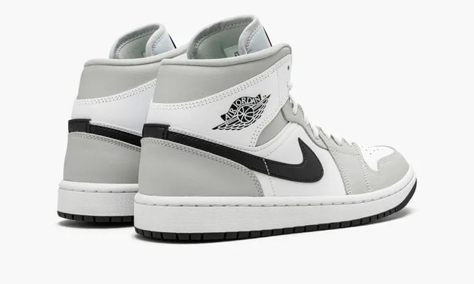 Кроссовки Air Jordan 1 Mid WMNS «Light Smoke Grey» серый,белый