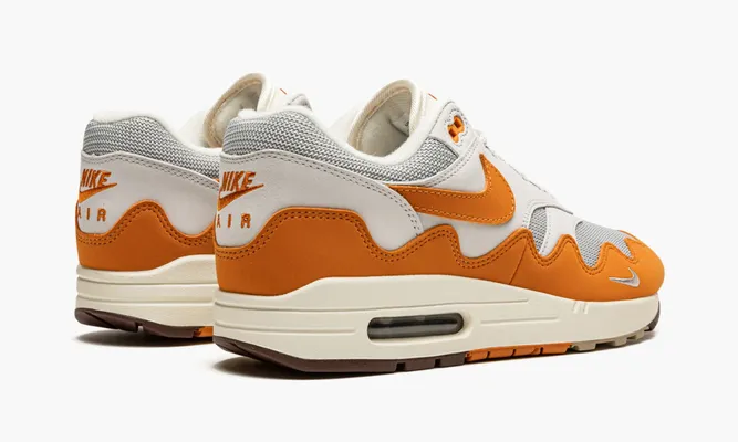 Кроссовки Nike Patta X Air Max 1 «Monarch» оранжевый