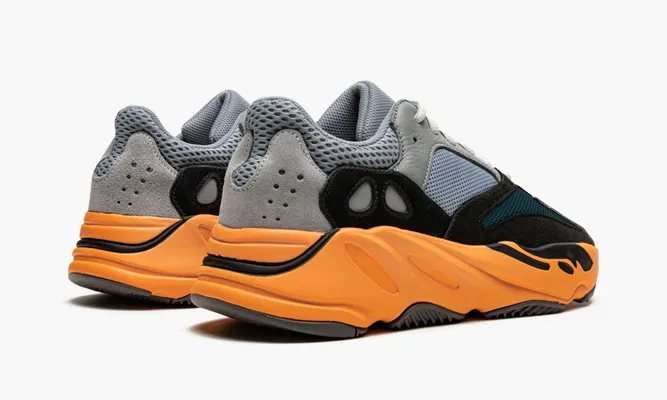 Кроссовки Yeezy Boost 700 «Wash Orange» оранжевый