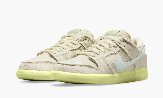 Кроссовки Nike SB Dunk Low «Mummy» кремовый
