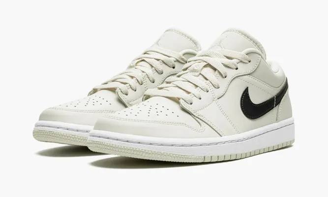 Кроссовки Air Jordan 1 Low WMNS «Coconut Milk» кремовый
