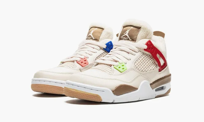 Кроссовки Air Jordan 4 Retro GS «Where The Wild Things Are» кремовый
