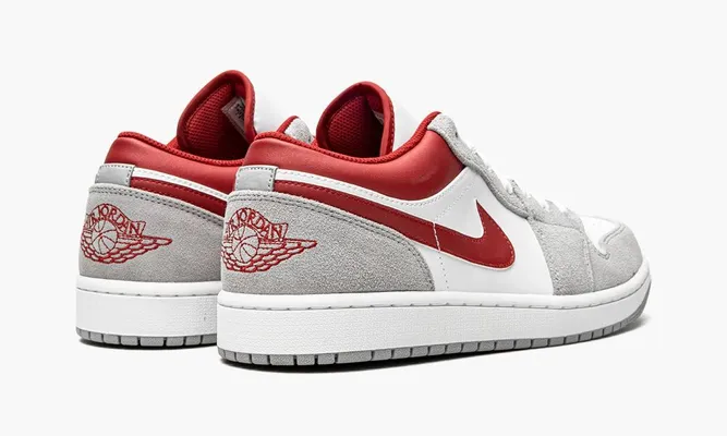 Кроссовки Air Jordan 1 Low SE «White / Grey / Red» серый,белый