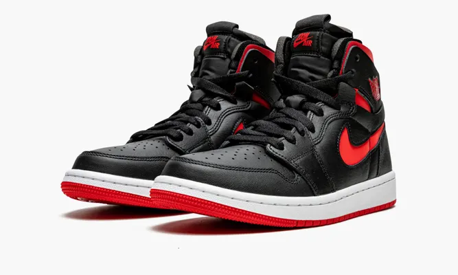 Кроссовки Air Jordan 1 High Zoom CMFT «Bred» черный