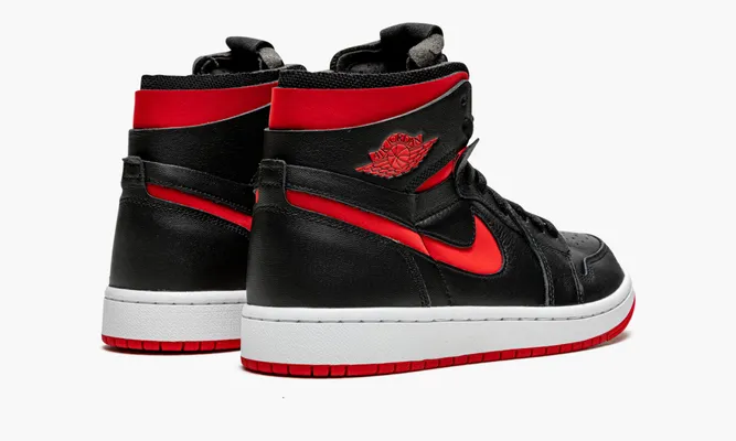 Кроссовки Air Jordan 1 High Zoom CMFT «Bred» черный