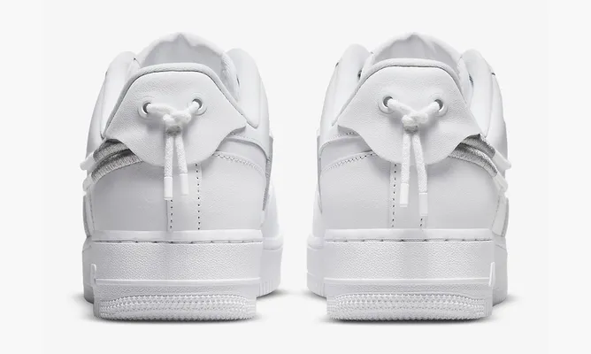 Кроссовки Nike Air Force 1 Low '07 LX WMNS «Triple White» белый