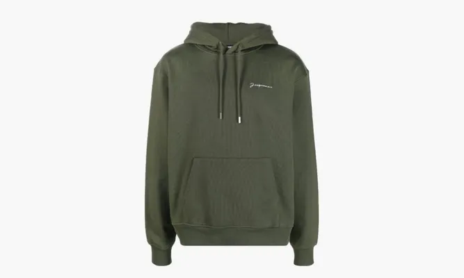 Одежда Jacquemus Le Sweatshirt Brode Embroidered Logo Hoodie «Khaki» зеленый