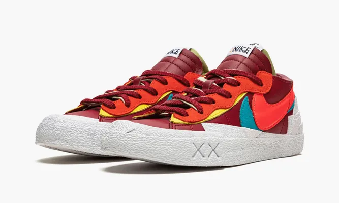 Кроссовки Nike Sacai Blazer Low «Kaws Red» разноцветный