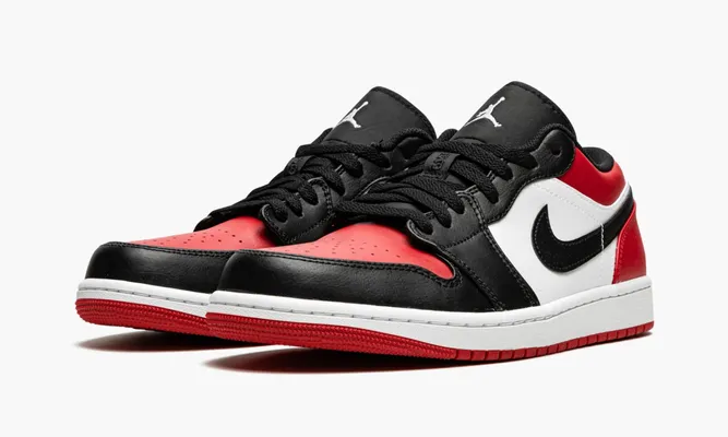 Кроссовки Air Jordan 1 Low «Bred Toe» черный,красный