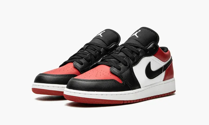 Кроссовки Air Jordan 1 Low GS «Bred Toe» черный,красный