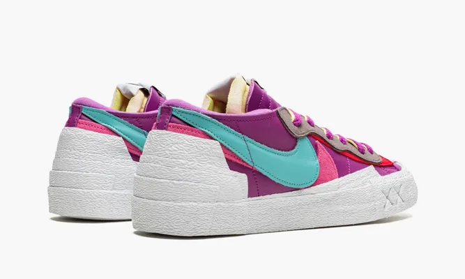 Кроссовки Nike Sacai Blazer Low «Kaws Purple Dusk» фиолетовый