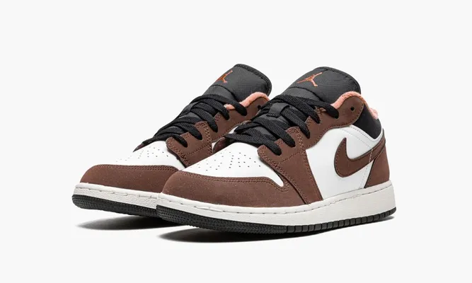 Кроссовки Air Jordan 1 Low SE GS «Mocha Brown» кремовый