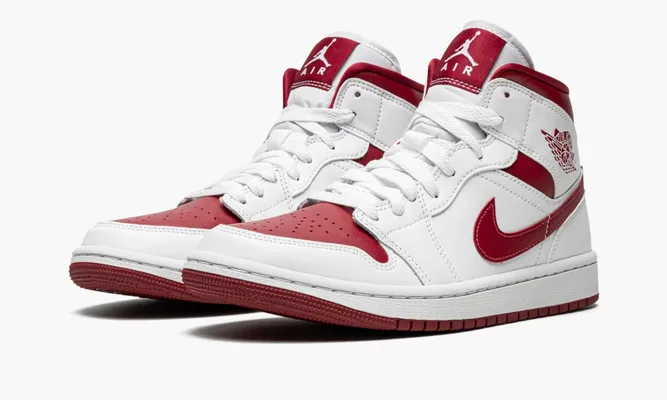 Кроссовки Air Jordan 1 Mid WMNS «Reverse Chicago» белый