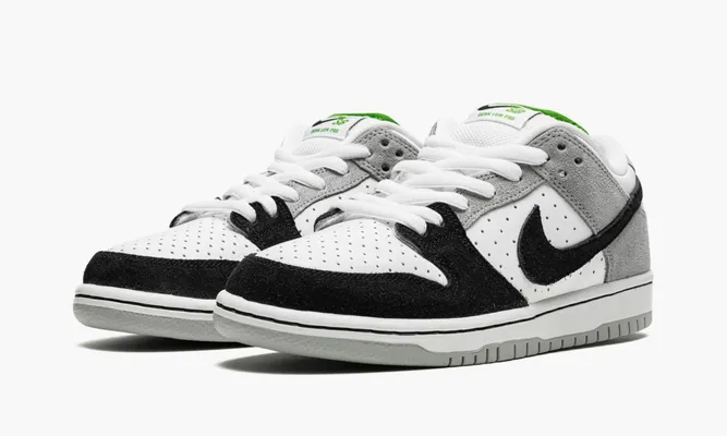 Кроссовки Nike SB Dunk Low «Chlorophyll» серый,белый
