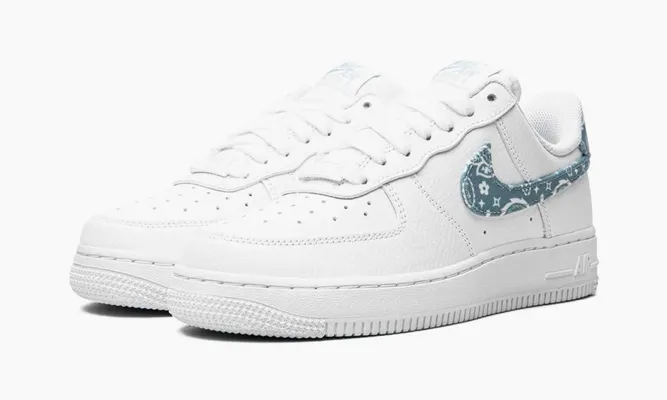Кроссовки Nike Air Force 1 Low '07 Essential WMNS «White Worn Blue Paisley» белый