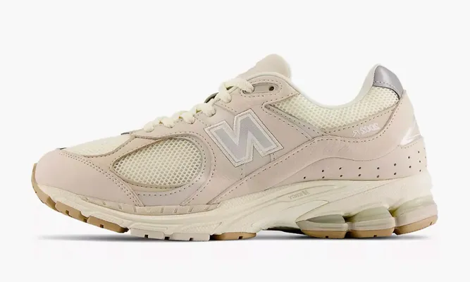 Кроссовки New Balance 2002r «White Ivory» кремовый