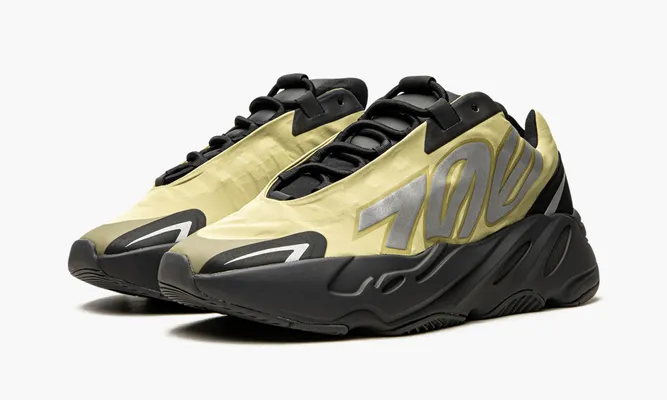 Кроссовки Yeezy Boost 700 Mnvn «Resin» желтый
