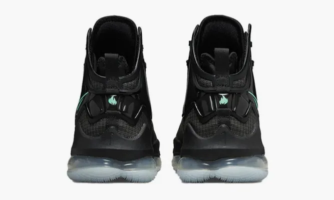Для баскетбола Nike Lebron 19 «Black Aqua» черный