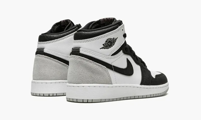 Кроссовки Air Jordan 1 High SE GS «Bleached Coral» черный,белый