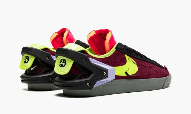 Кроссовки Nike Blazer Low «Acronym Night Maroon» бордовый