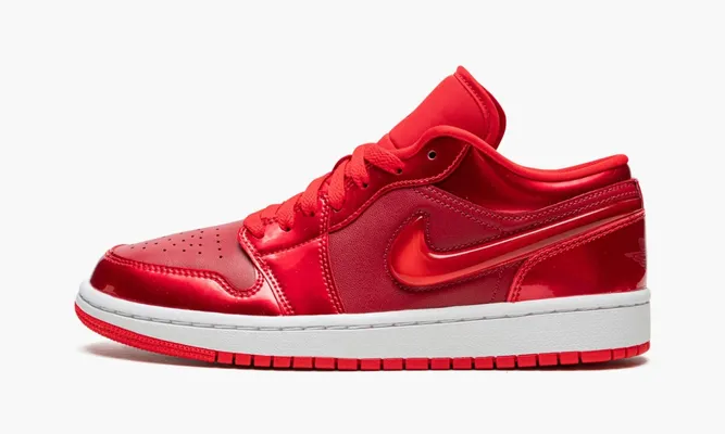 Кроссовки Air Jordan 1 Low SE WMNS «Pomegranate» красный