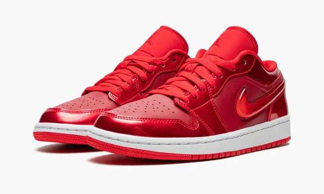 Кроссовки Air Jordan 1 Low SE WMNS «Pomegranate» красный